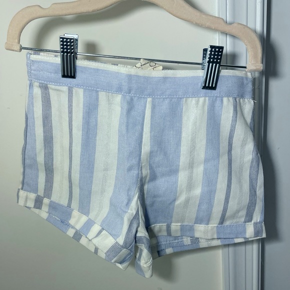 Jessica Simple Toddler 2 Piece Linen Short Set - Picture 7 of 8